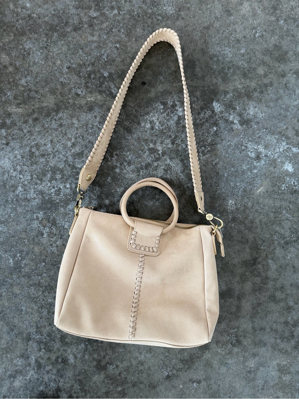 Hobo Sheila Medium Bag in Irish Cream
